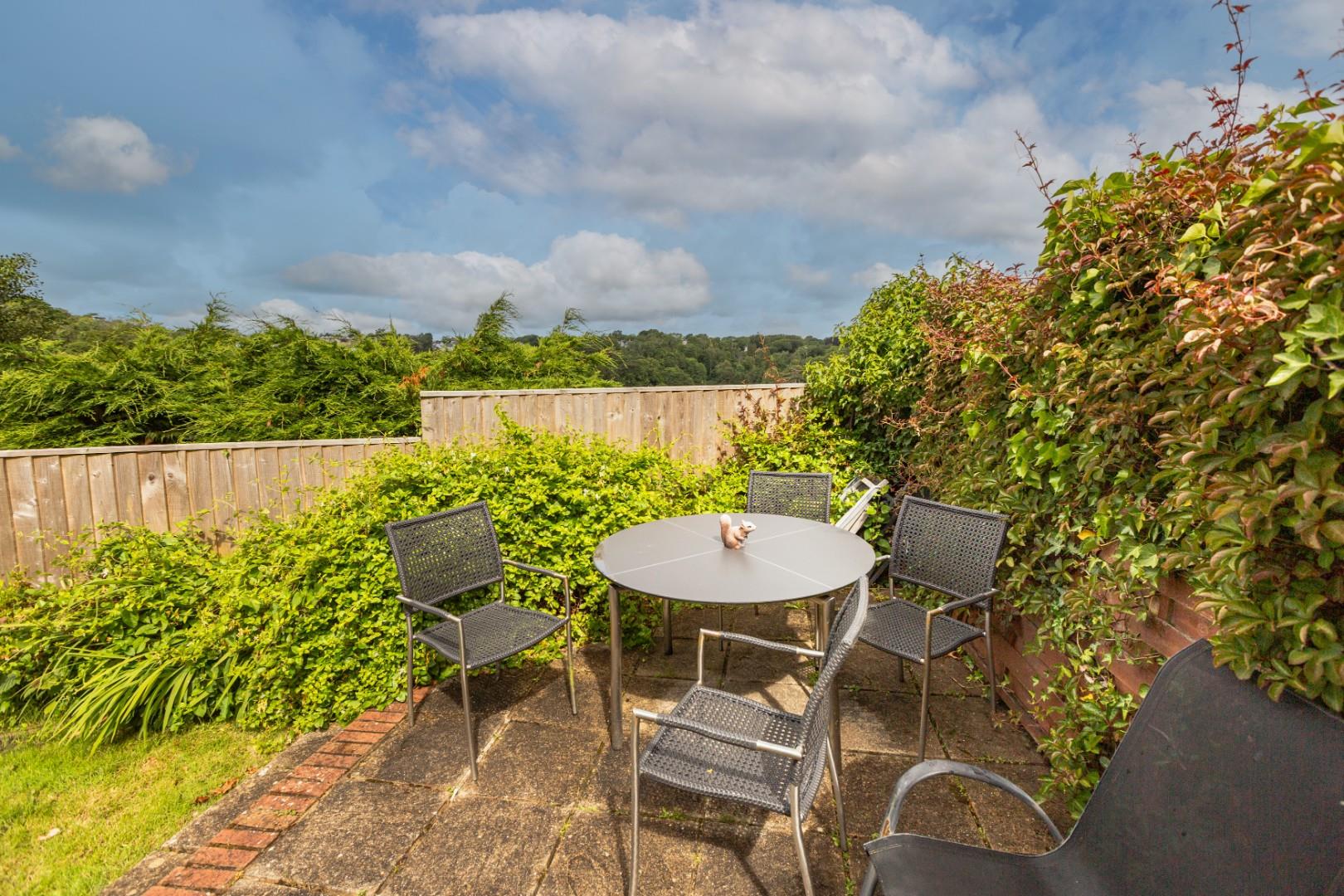 Overland Close, Mumbles, Swansea, SA3 4LR